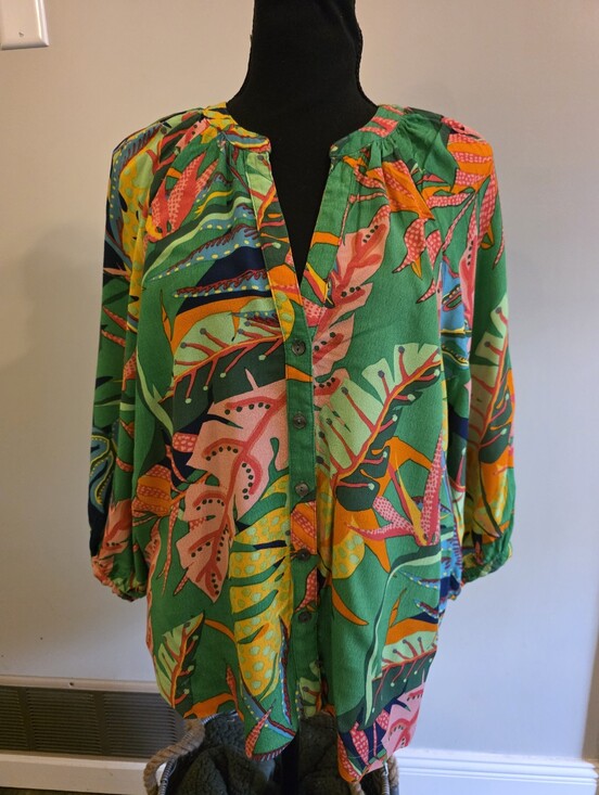 Karlie Tops - Karlie Vibrant Green Tropical Print Button-Front Women's Top